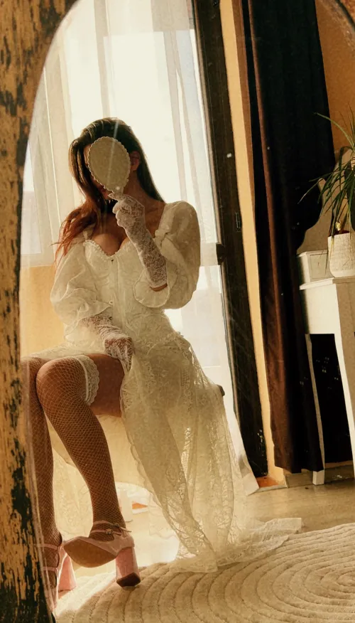 Thumbnail Brunette Forever with Myonaaa's Captivating Essence