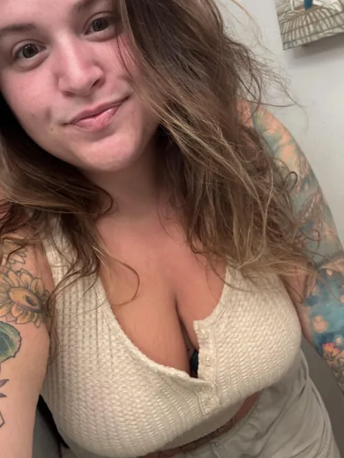 Thumbnail Seduction Through Tatted Curves: A Guide by handful_heather420 - AmazingCurves