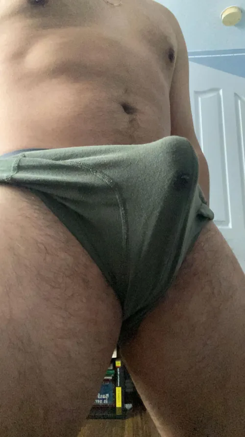 Thumbnail 25 Straight with Precum: Insights by ThrowawayTX_3117 | Bulges