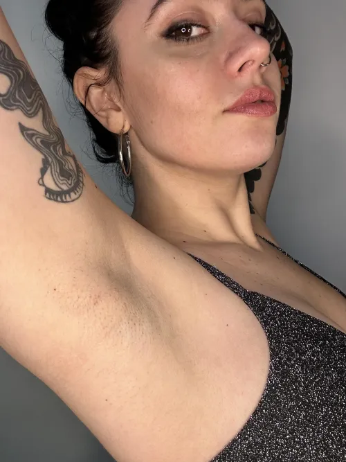 Thumbnail Discover Stubble Secrets with xEzracubix in the ArmpitFetish Category