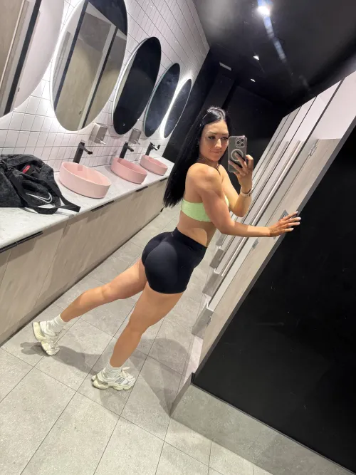 Thumbnail SaffronSunflower_: Don't be Fooled by Innocence | OnlyFans101