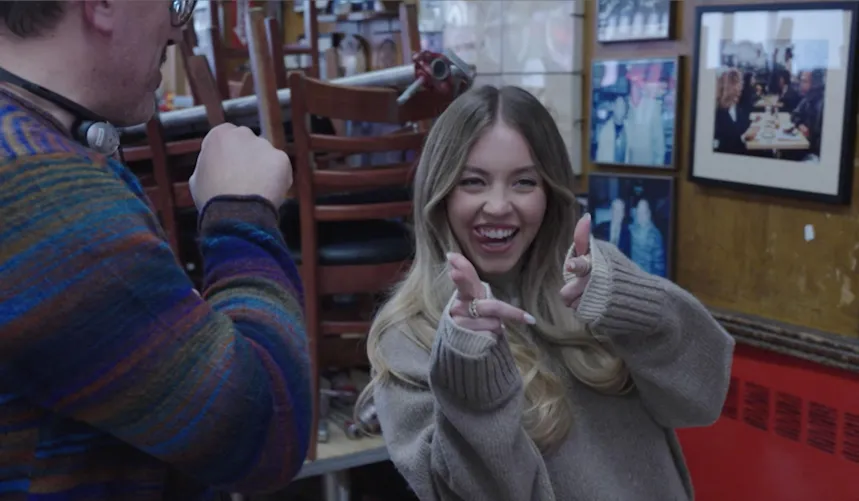 Thumbnail Leo2Vinci_ introduces Sydney Sweeney in the PrettyGirls Series