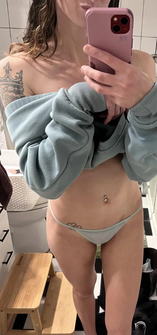 Thumbnail Hi Boys and Girls: Steamy NSFW Amateurs Talk by peachesandpickle69