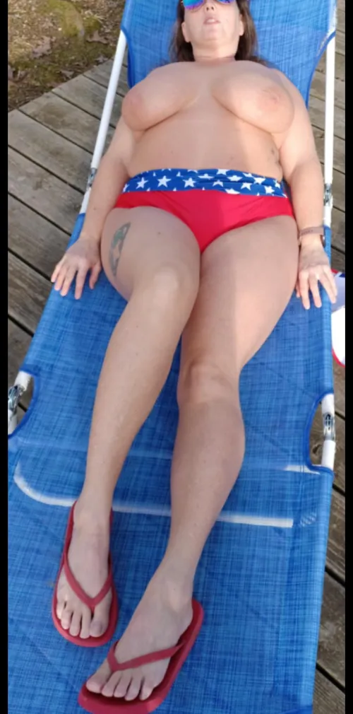 Thumbnail Feeling More like Summer by ThickNjuicy75 in GoneWildPlus Category