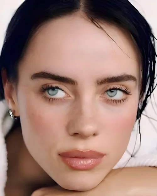 Thumbnail Billie Eilish: Redefining Beauty Standards in the PrettyGirls Universe