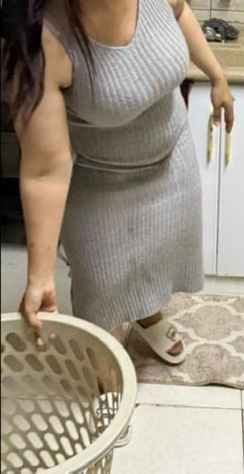 Thumbnail 32 and Ready: Join the Fun in WifeWantstoPlay with Equivalent-Year-9862