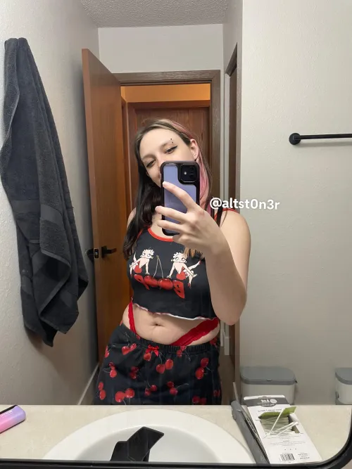 Thumbnail altst0n3r: Stylish Moments - Crop Top & Straps Love