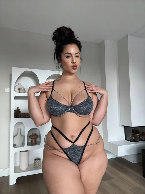 Thumbnail Guess Naughty or Nice with MoroccanZina in NaughtyWives