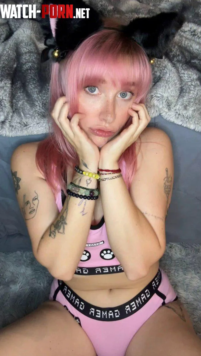 This kitty needs a naughty owner who would use her by l0veandhappiness