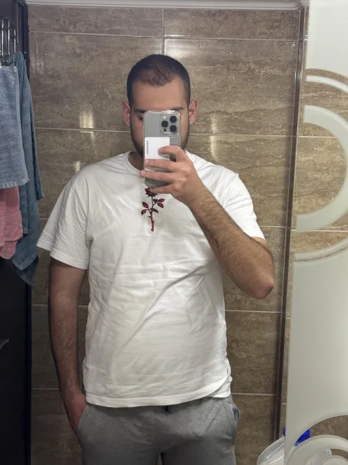 Thumbnail Lebanesecuteguy Goes Camo at 25: Straight Fashion Forward