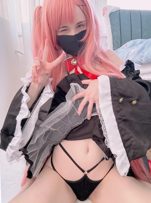 Thumbnail Krul Tepes Transformation: LOve_me_babyy's Cosplay Feature