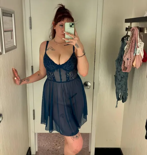 Thumbnail Bold and Bare: MsCoxxyTM's Panty-Free Ponytail Haul
