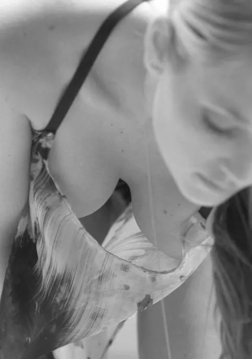 Thumbnail Downblouse: Exploring the Charms of a Super Hottie - Allure Unleashed