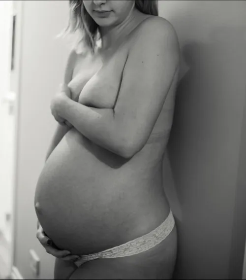Thumbnail Can't Contain my Pregnant Boobs: Mrandmrssmith24's Journey | PregnantPetite
