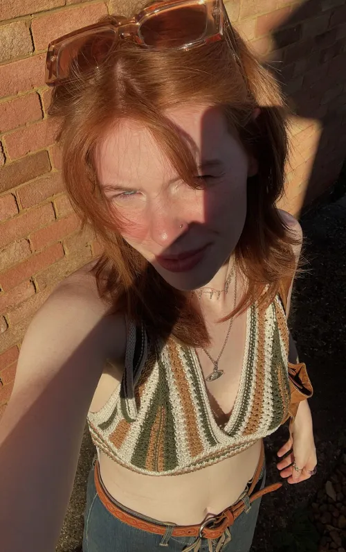 Thumbnail Ageless Style: Over 40 in a Crop Top is Still OK by UVAus