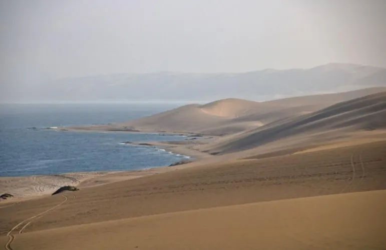 Thumbnail Unveil the Beauty of Angola's Hidden Beach Gems