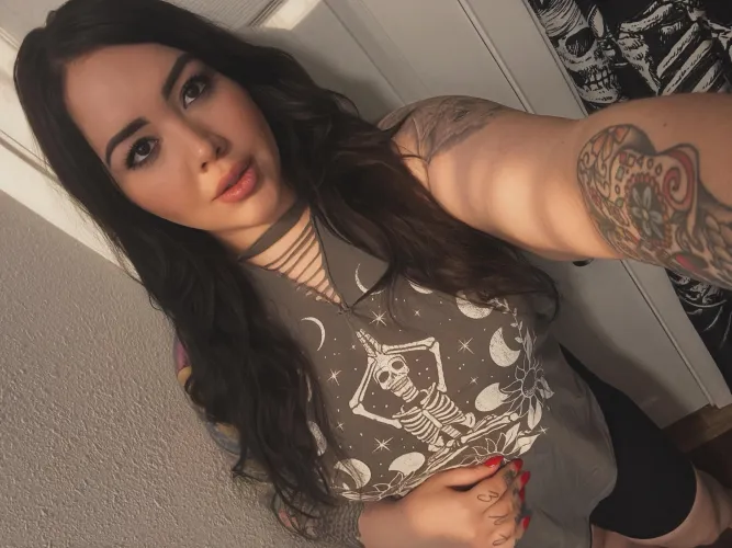 Thumbnail Ashlyn_Tayler's Blend: Native Americanwhite Heritage Explored