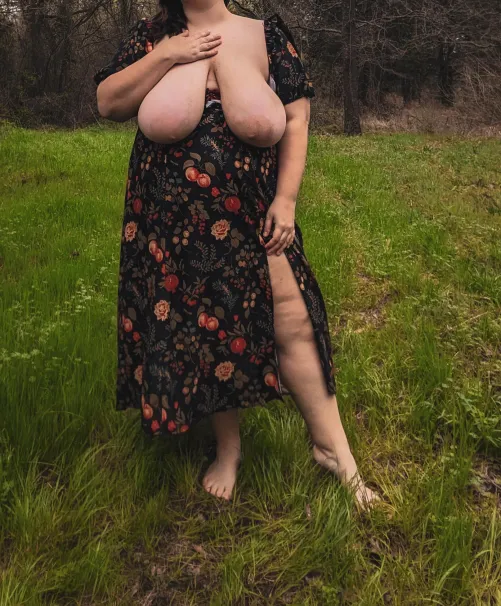 Thumbnail Fertility in the Field: Exploring BBW Beauty by cloverly_bb