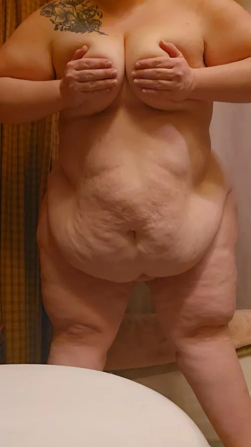 Thumbnail Anticipating Your Arrival with NautiMermaid90's SSBBW Vibes