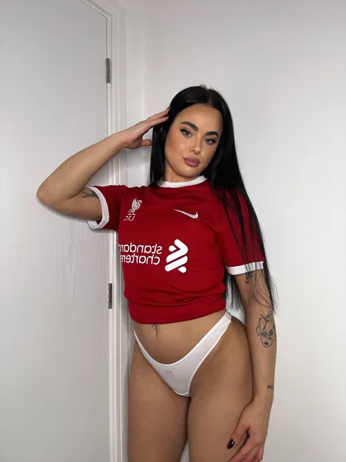 Thumbnail itsemilyraine Reflects on Being a Liverpool Fan