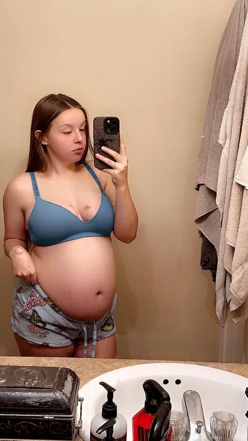 Thumbnail Preggo Beauty: Irresistible Temptation for Breeding by cassieonlyxo