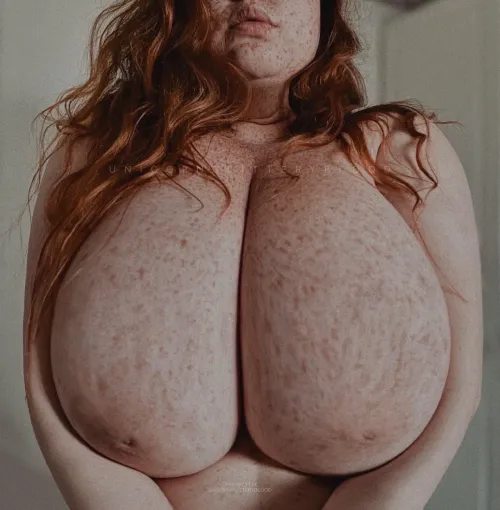 Thumbnail Are My Nipples Too Small for My BigTits? An Honest Look from Unicornglitteryblood