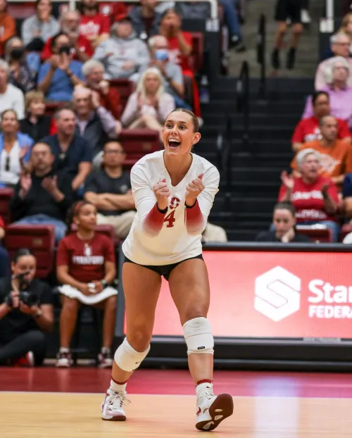 Thumbnail Taylor Beaven: A Rising Star in VolleyballGirls