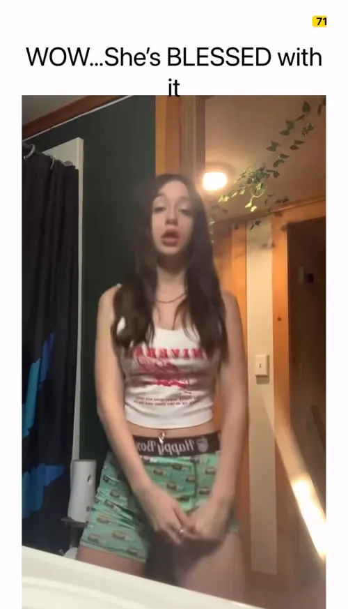 Thumbnail Mystery Uncovered: In Search of Her Identity - LuvvAlexx | SauceforNSFWads