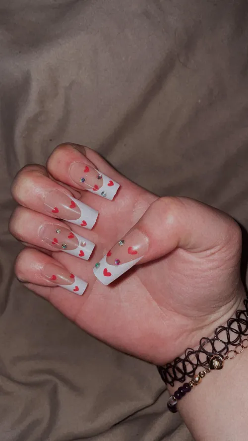 Thumbnail Valentine's Day Nails to Fall in Love With by SoftnPrettyStompers