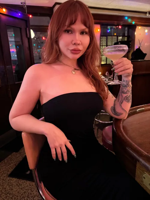 Thumbnail Sensual Elegance: Fiery Redhead's Allure | redheads