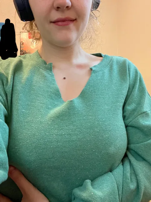 Thumbnail Sweater Seduction: Unlocking Secrets with vallarry420