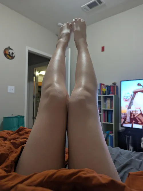 Thumbnail Freshly Shaven Shine: Embracing Lustrous Legs | decktheshrek