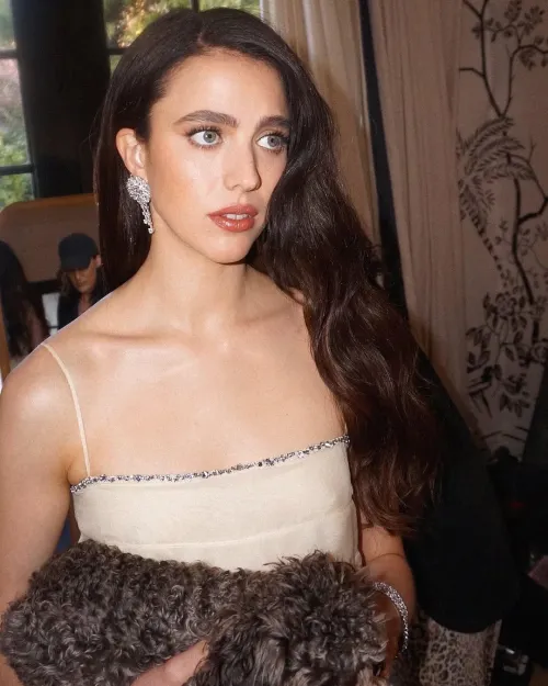 Thumbnail Unveiling Margaret Qualley - Interview with Ironishload | CelebsGW
