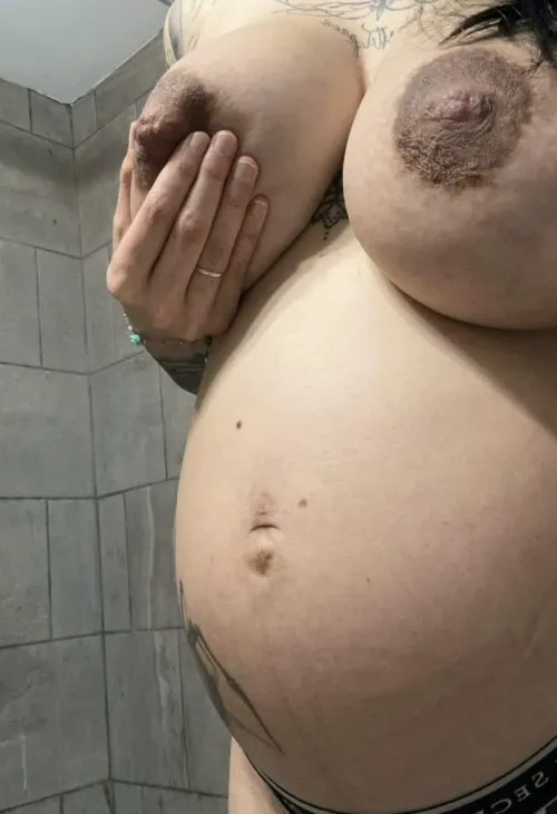 Thumbnail Queenof_Rainbow's Confessions: Bigger Tummy, Boobs, and More
