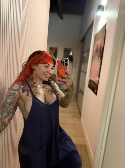 Thumbnail Unveiling the Allure of Side Boob by power_midget