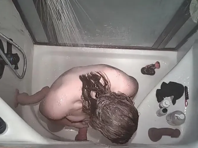 Thumbnail Exciting Encounters: Dive into a Busy Night of Play