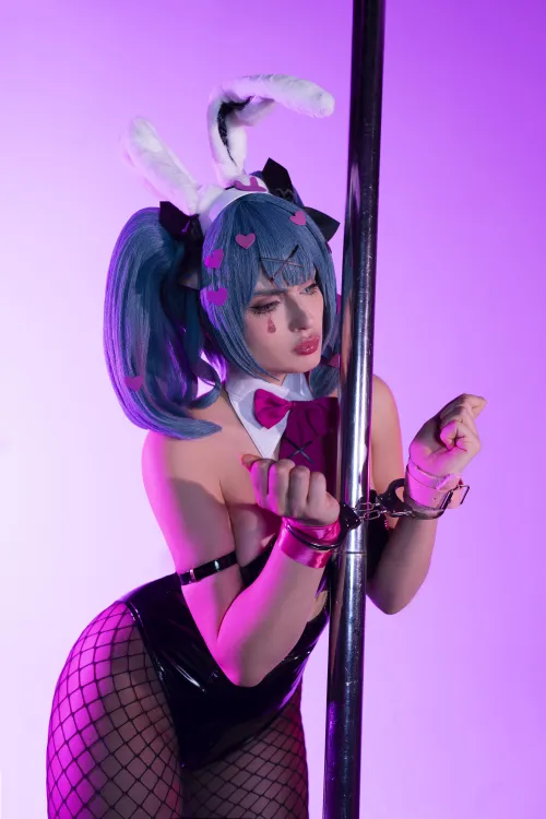 Thumbnail shadory_cos: Vibrant Miku Hatsune Vocaloid Cosplay