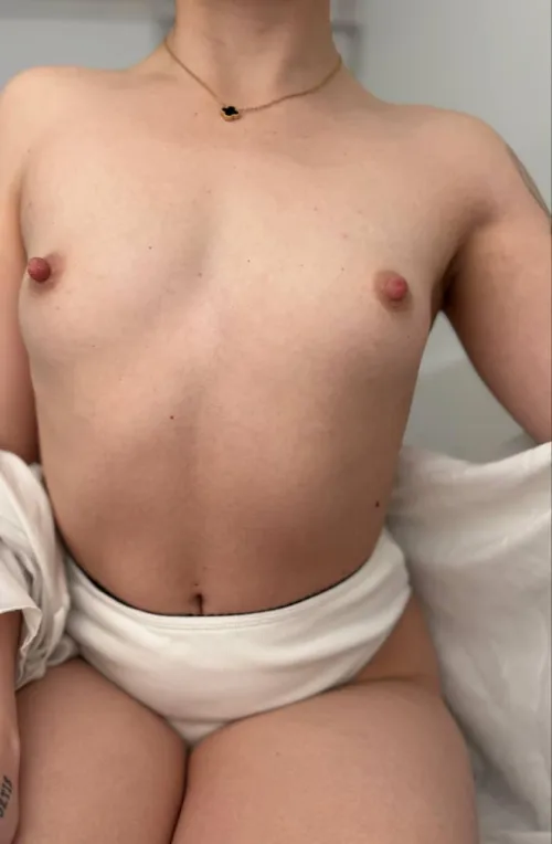 Thumbnail Exploring Young Little Tits: Onall19461a Unveils in aa_cups