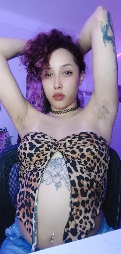 Thumbnail xnemeiax's Allure: Embracing Hairy & Hot Aesthetics