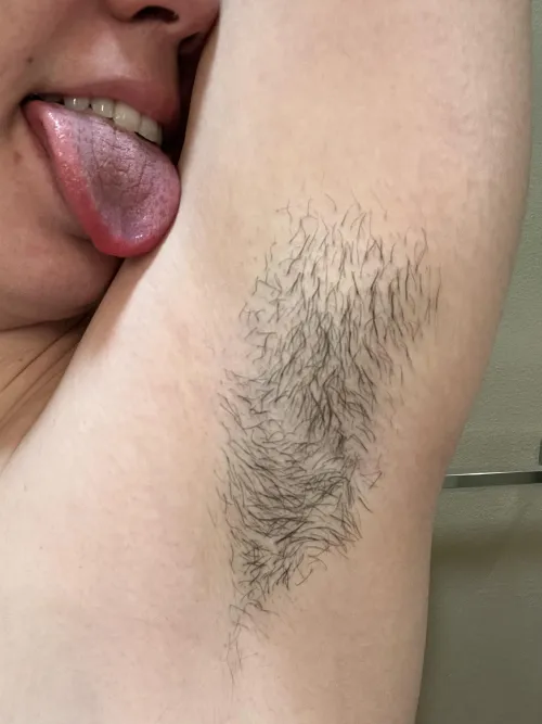 Thumbnail Sensual Pleasure: Stick Your Dick Between My Pits by baby_sophia20