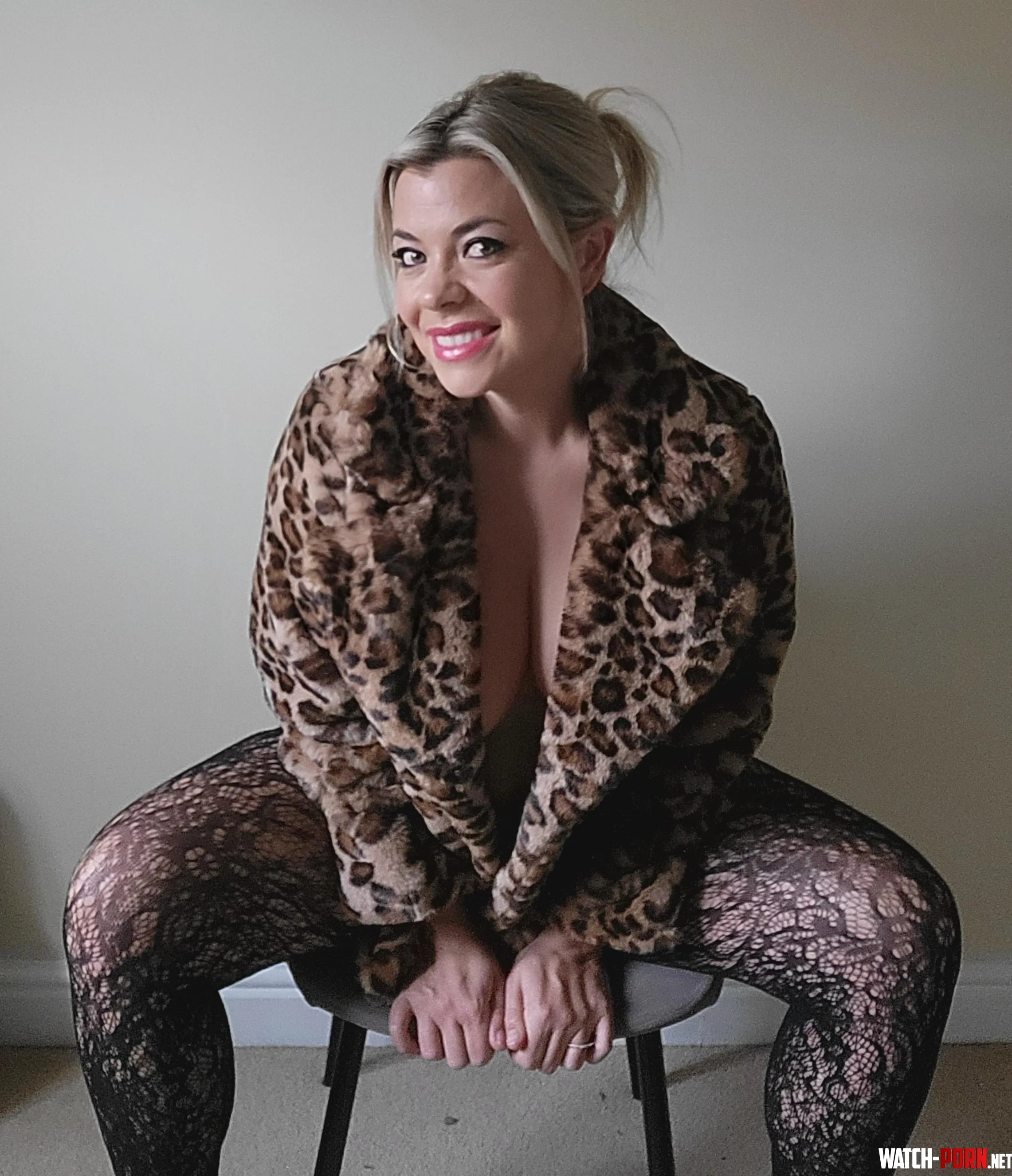 Follow me frankie024 by FrankieFiestyMilf