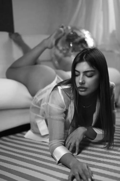 Thumbnail EvaaSkye Dives into Eva's Allure in JustHotWomen Category