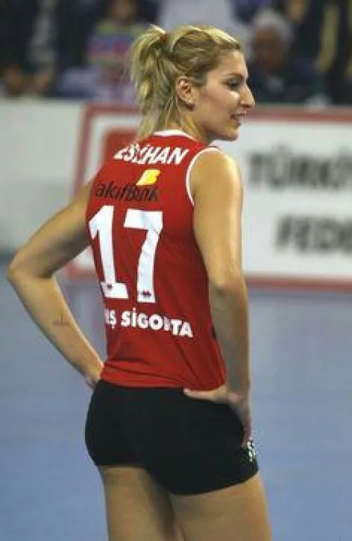 Thumbnail Discover Neslihan Demir Through ElinoreDoll in VolleyballGirls