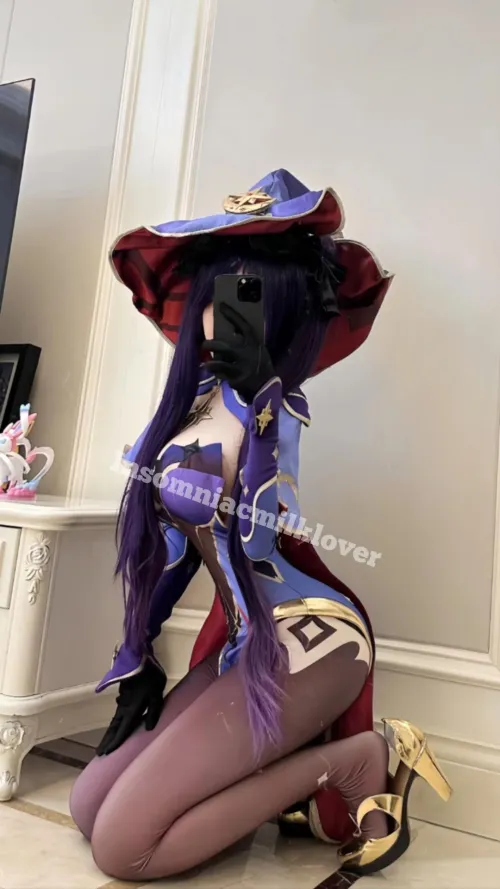 Thumbnail Impressive Genshin Impact Mona Cosplay | Insomniacmilklover