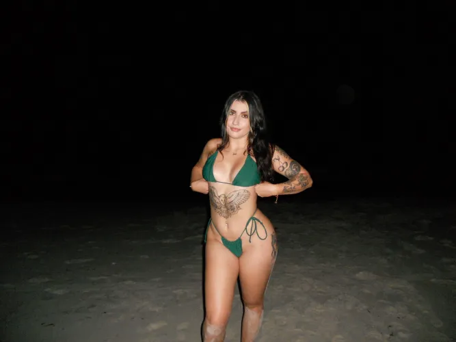 Thumbnail LisaHeart12 Captivates with Bikini Poses