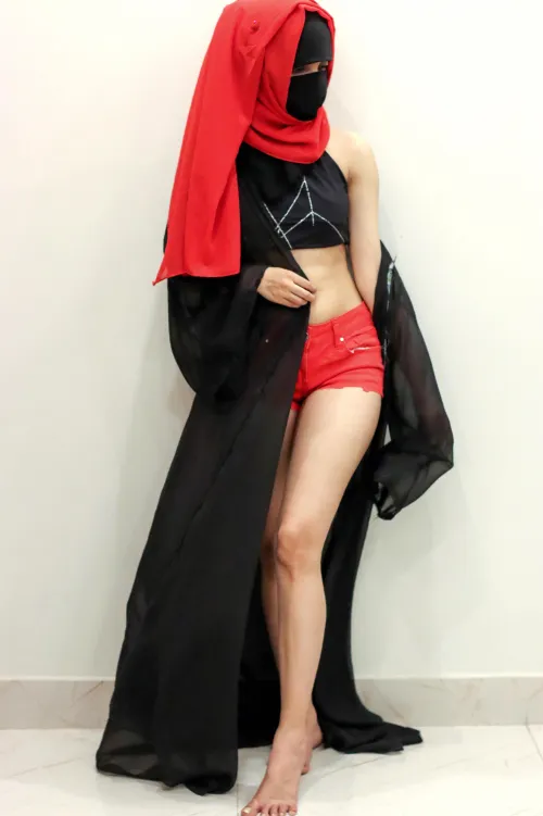 Thumbnail Dive into the Art of Seduction with Asma_AS | ArabPorn