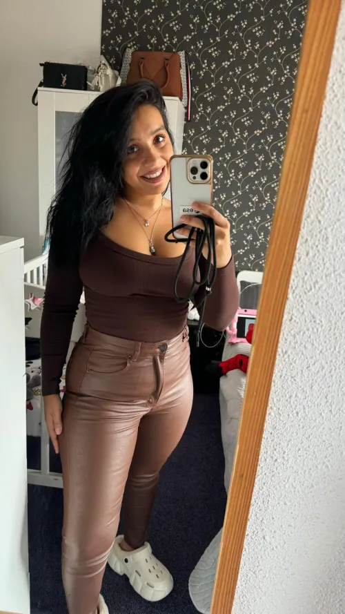 Thumbnail Enchanting Allure: Smile vs. Naughty Butt... Which One? by Galadriel69_ | onlyfansgirls101