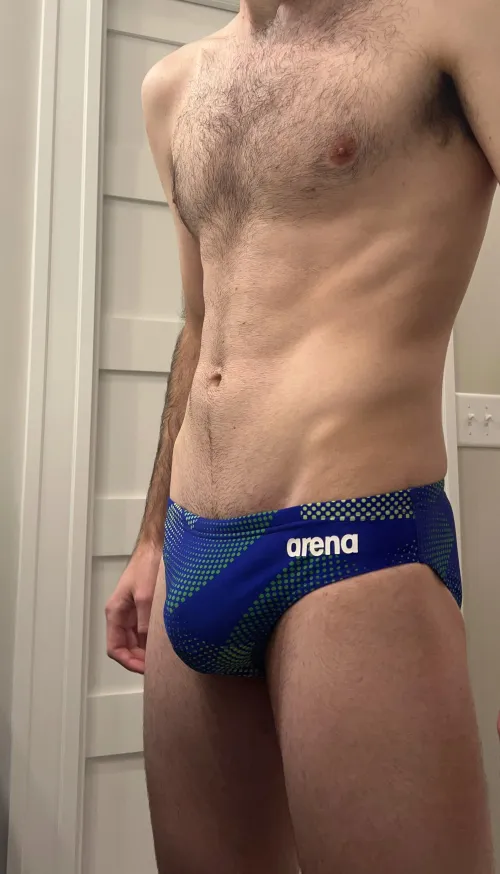 Thumbnail Exploring the Best Bi Bulge Photos by mh208927