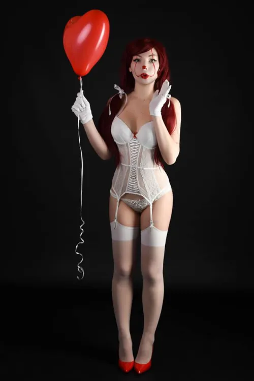 Thumbnail Angelina Spaska's Pennywise It Cosplay Showcase