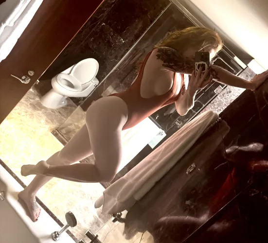 Thumbnail fit_GingR: Embracing the Side Boob in boltedontits Category